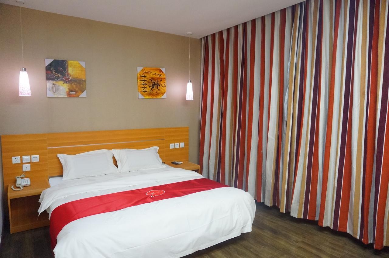 Thank Inn Chain Hotel Guizhou Zunyi Huichuan District Huichuan Avenue Экстерьер фото